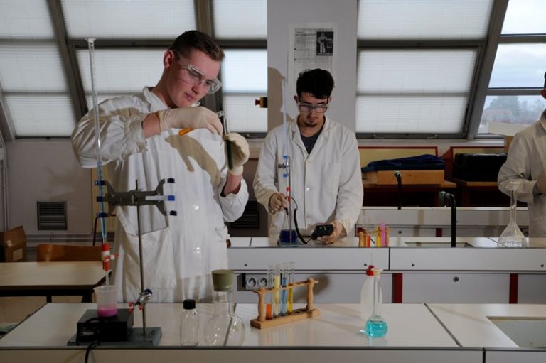 ????????????????????????????????????